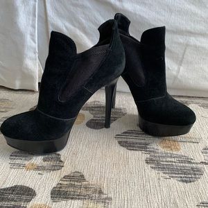 Joan & David Suede Ankle Booties 7.5 Nadege